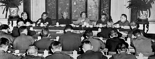 【百个瞬间说百年】1961，“调整、巩固、充实、提高”