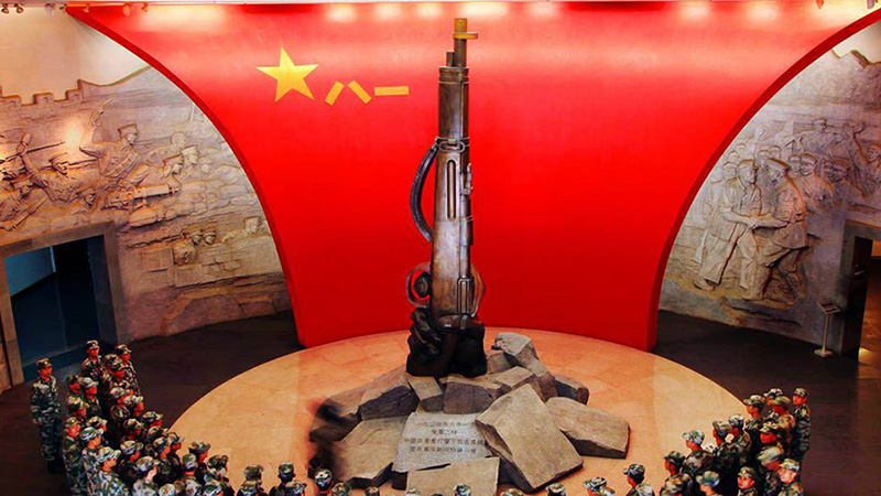 用“红色教育”上好新兵入伍前第一课