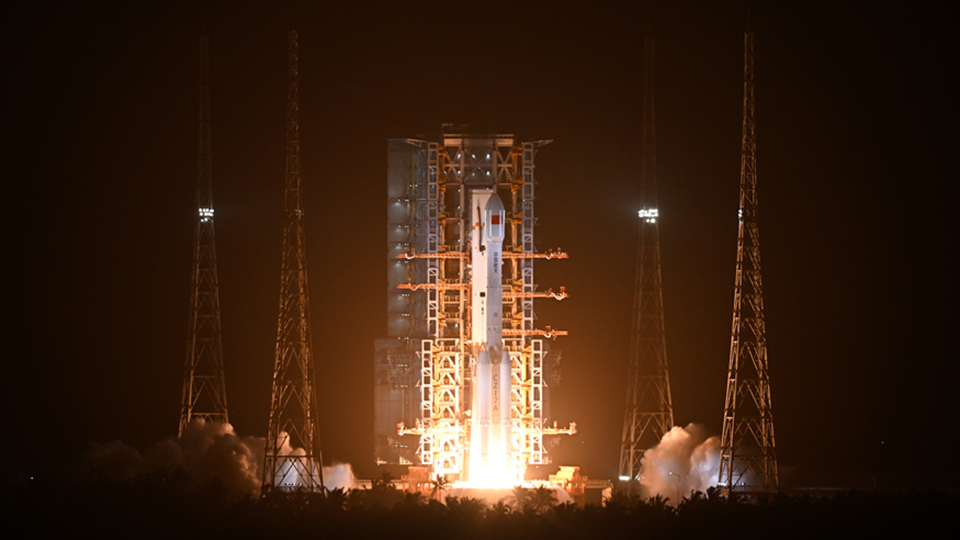 我国成功发射实践二十八号卫星