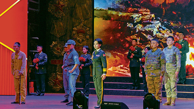 军营观察丨骑兵故事：二十年的讲述和聆听