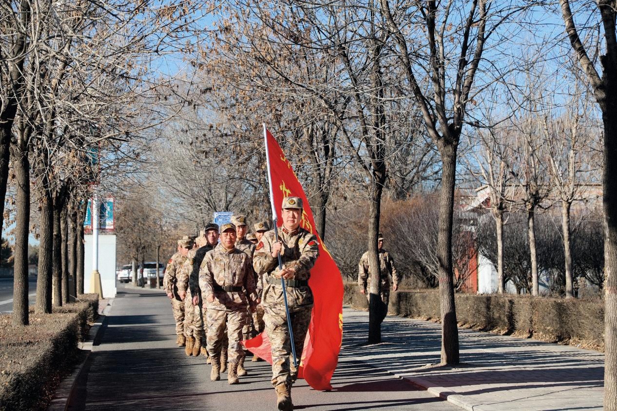 (无水印)忻府区人武部组织民兵徒步行军训练摄影张文瑞