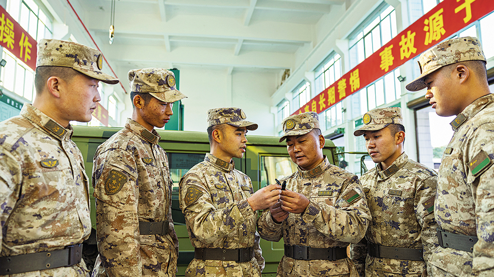 军营观察丨一线战位走出士兵“智慧方阵”