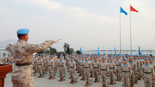 中国第十六批赴南苏丹（瓦乌）维和工兵分队举行出征誓师大会