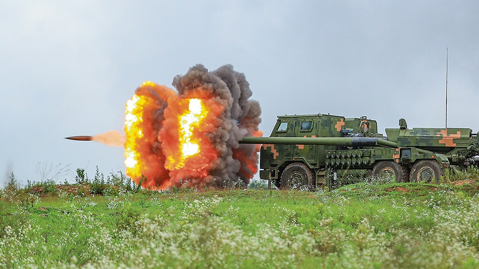 陆军某旅火力分队实弹射击考核掠影