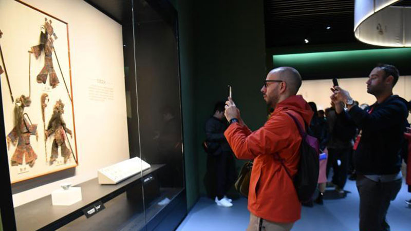 首届世界古典学大会“走读中国之四川行”活动在成都开展