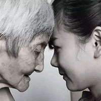 席慕蓉：母亲是伞，是豆荚 