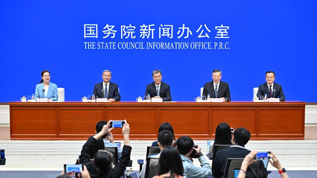 我国在提供普惠优质教育公共服务上取得新突破
