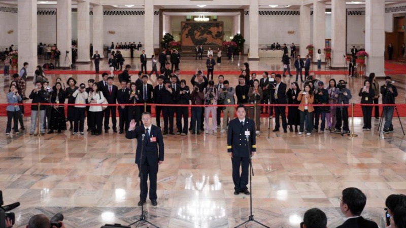 履职显担当 实干开新局——十四届全国人大四次会议第二场“代表通道”扫描