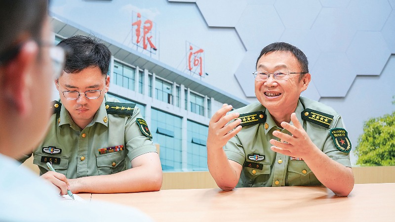 银河下的告白——走近国防科技大学计算机学院研究员王戟