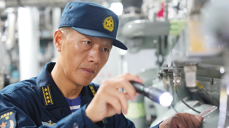 最美新时代革命军人风采｜王涛：从海空雄鹰到航母指挥员